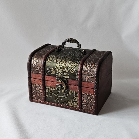 Dřevěná truhlička 2