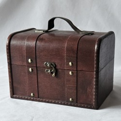 Dřevěná truhlička 5