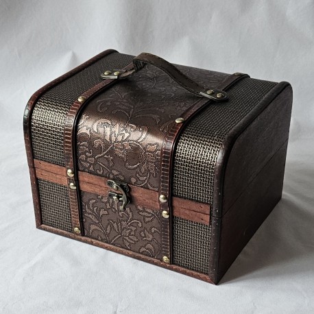 Dřevěná truhlička